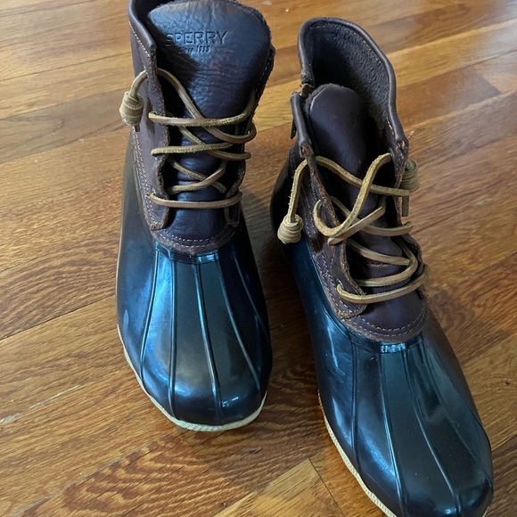 Sperry Duck Boots - Picture 2 of 4